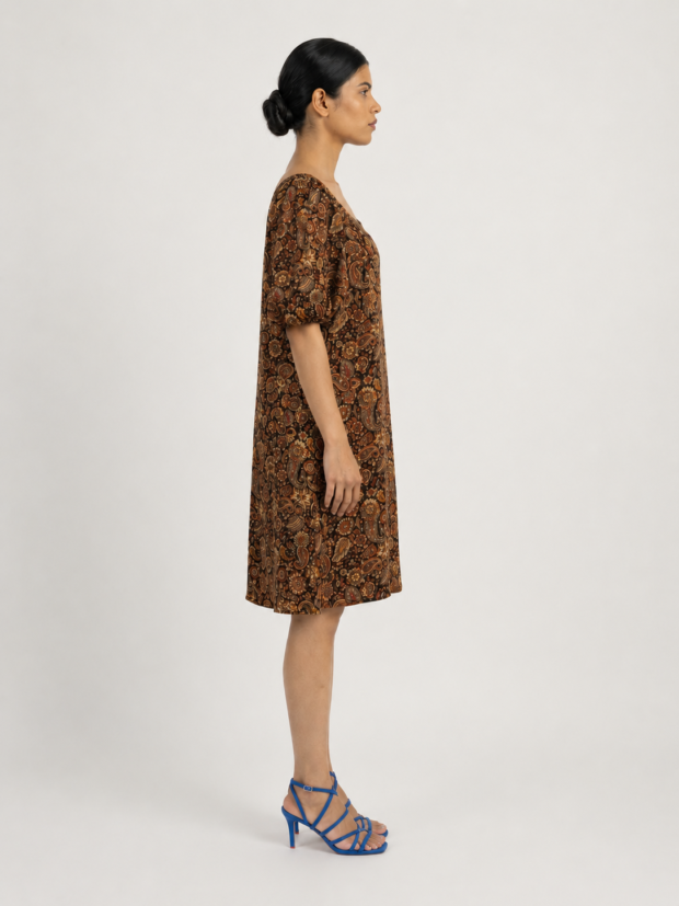 Alternative view of Brown print knee-length dress